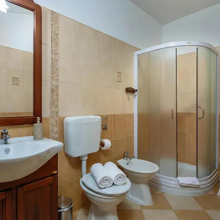 Pool Divina Villa Šišan
