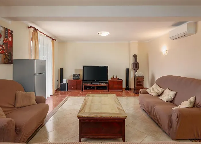 Pool Divina Villa Šišan