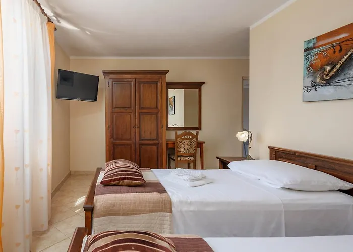 Pool Divina Villa Šišan