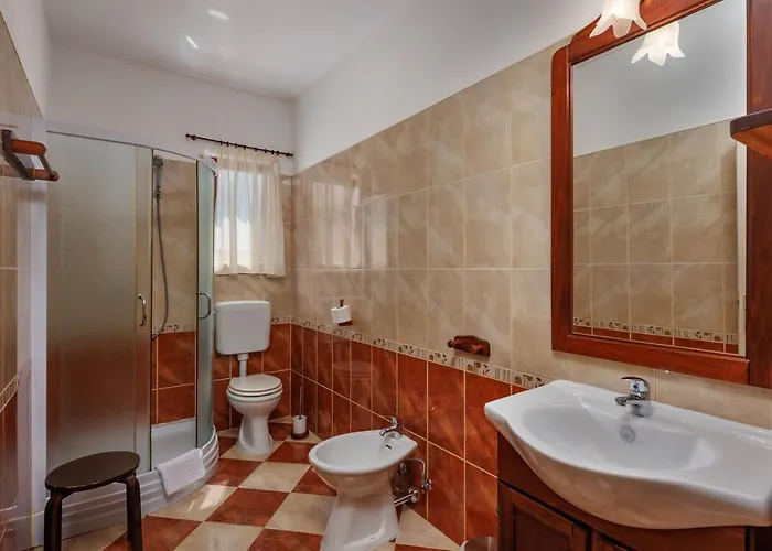 Pool Divina * Šišan